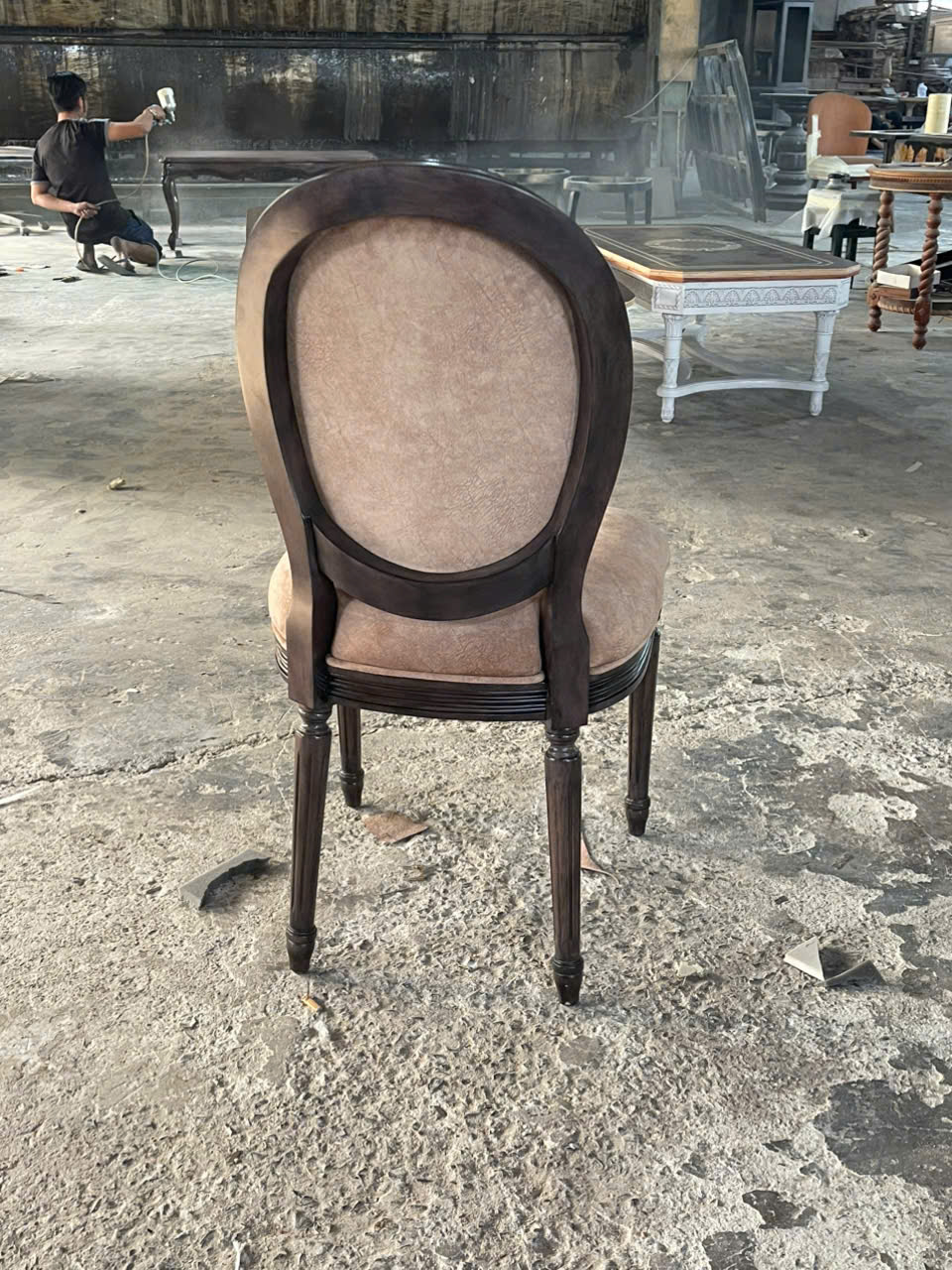 GHẾ ĂN CỔ ĐIỂN LOUIS 16 KHÔNG TAY - VẢI NHUNG